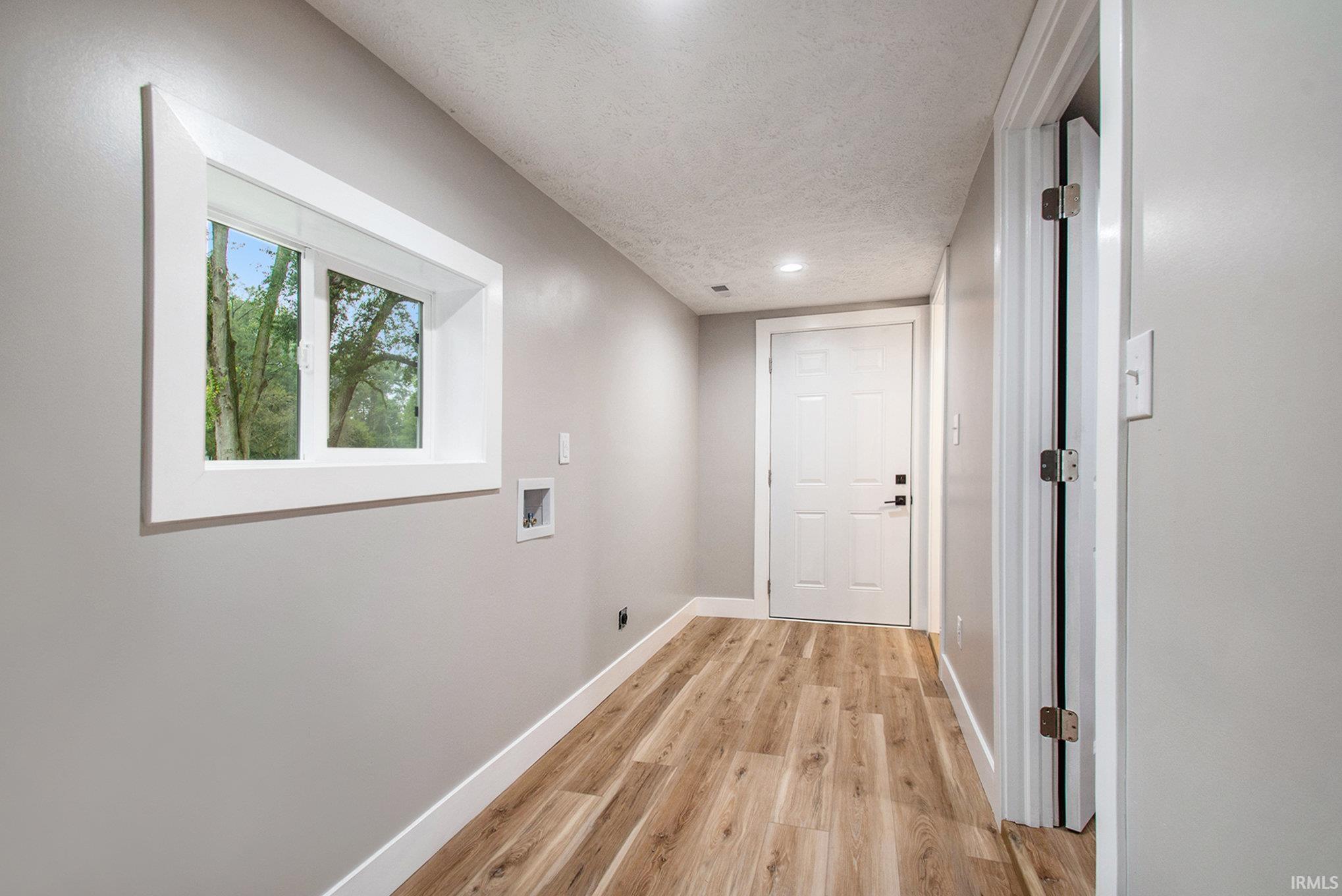 923 Georgia Road Goshen, IN 46528 - Photo 12 of 29 Gallery Image 12