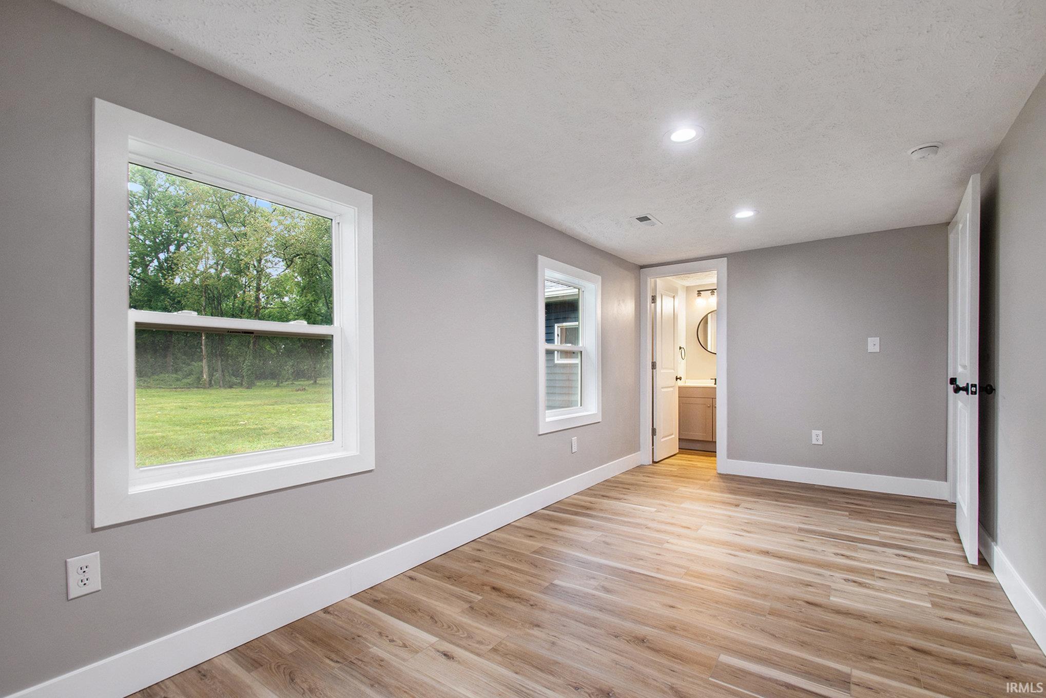 923 Georgia Road Goshen, IN 46528 - Photo 13 of 29 Gallery Image 13