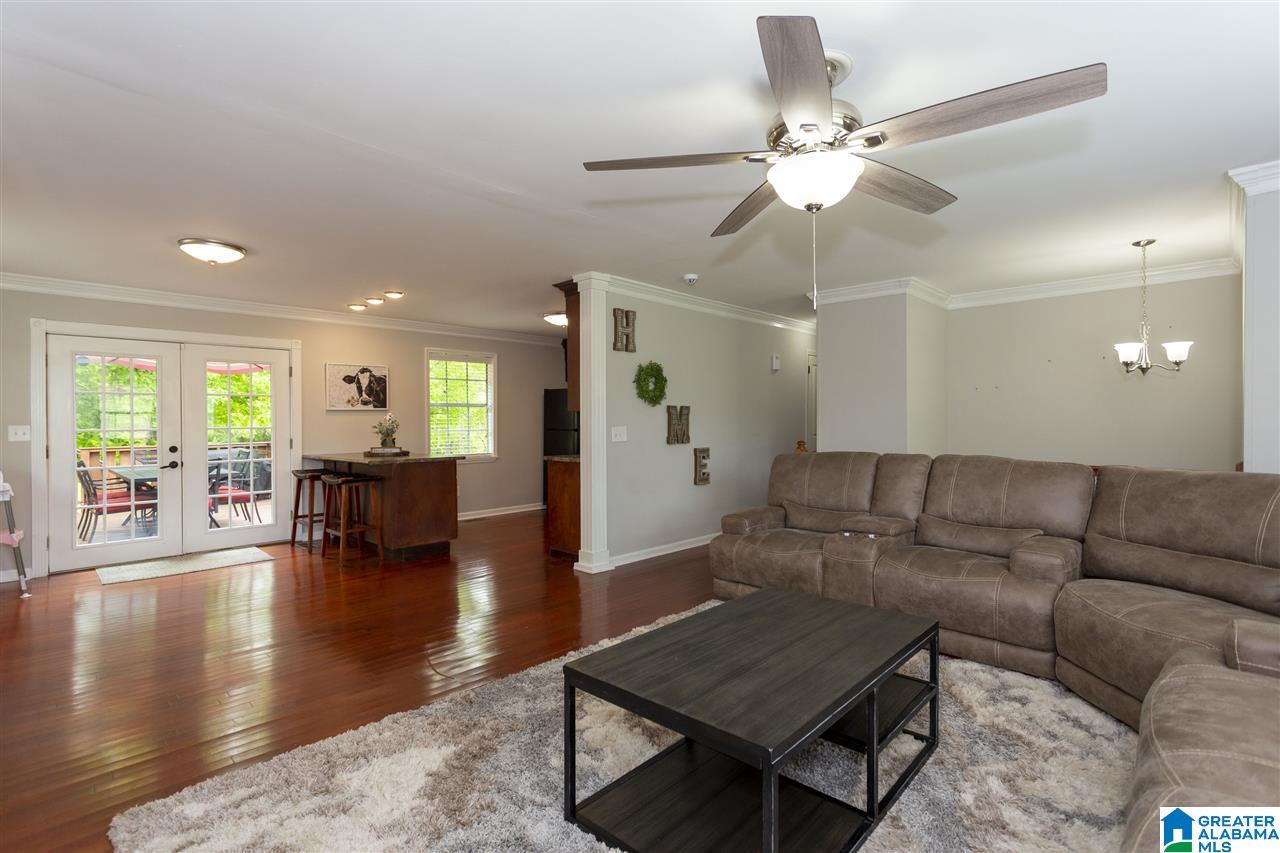 212 West Shugart Ridge Road Gardendale, AL 35071 - Photo 6 of 34
