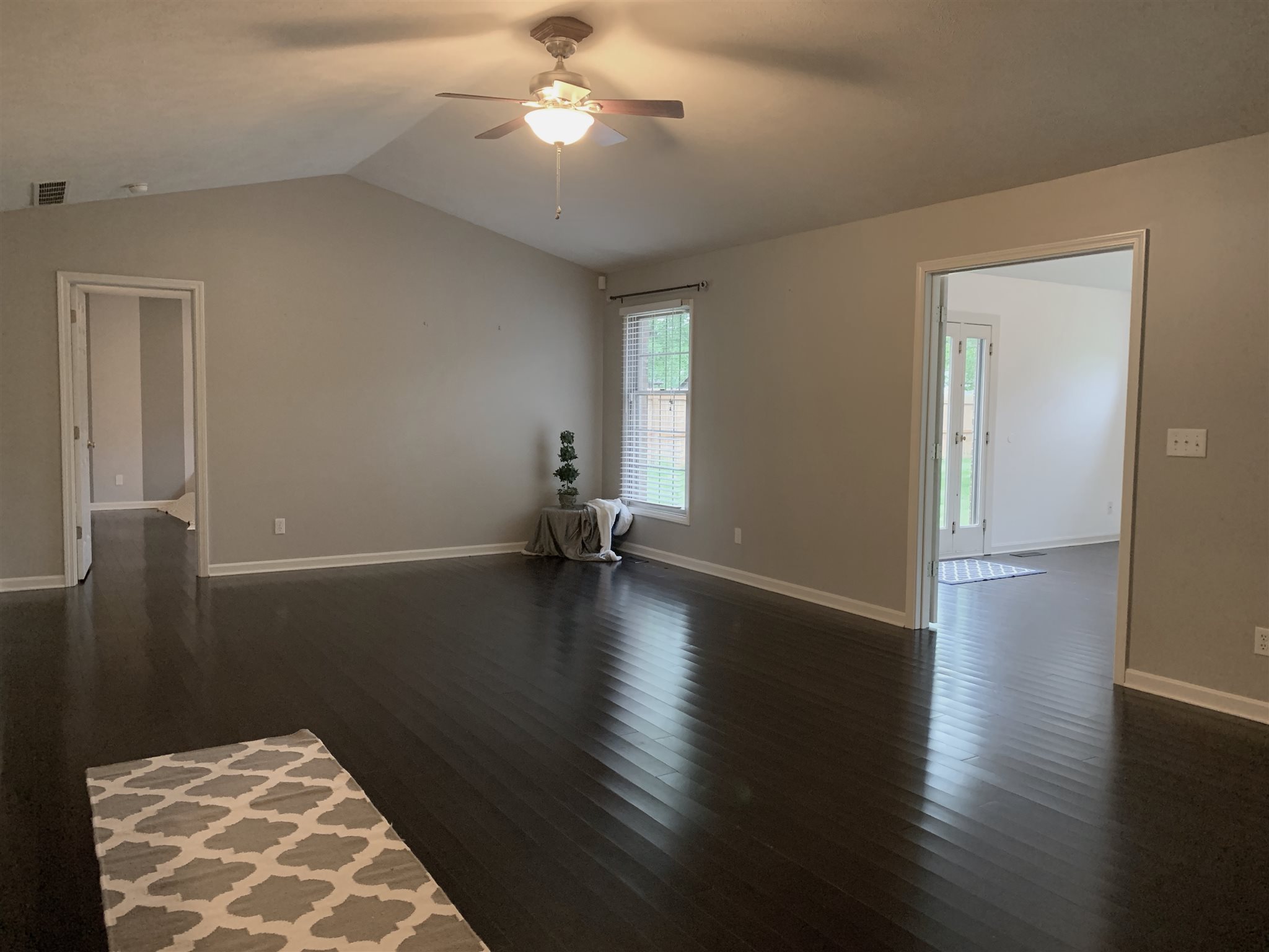 6481 Highfield Road Evansville, IN 47712 - Photo 10 of 35 Gallery Image 10