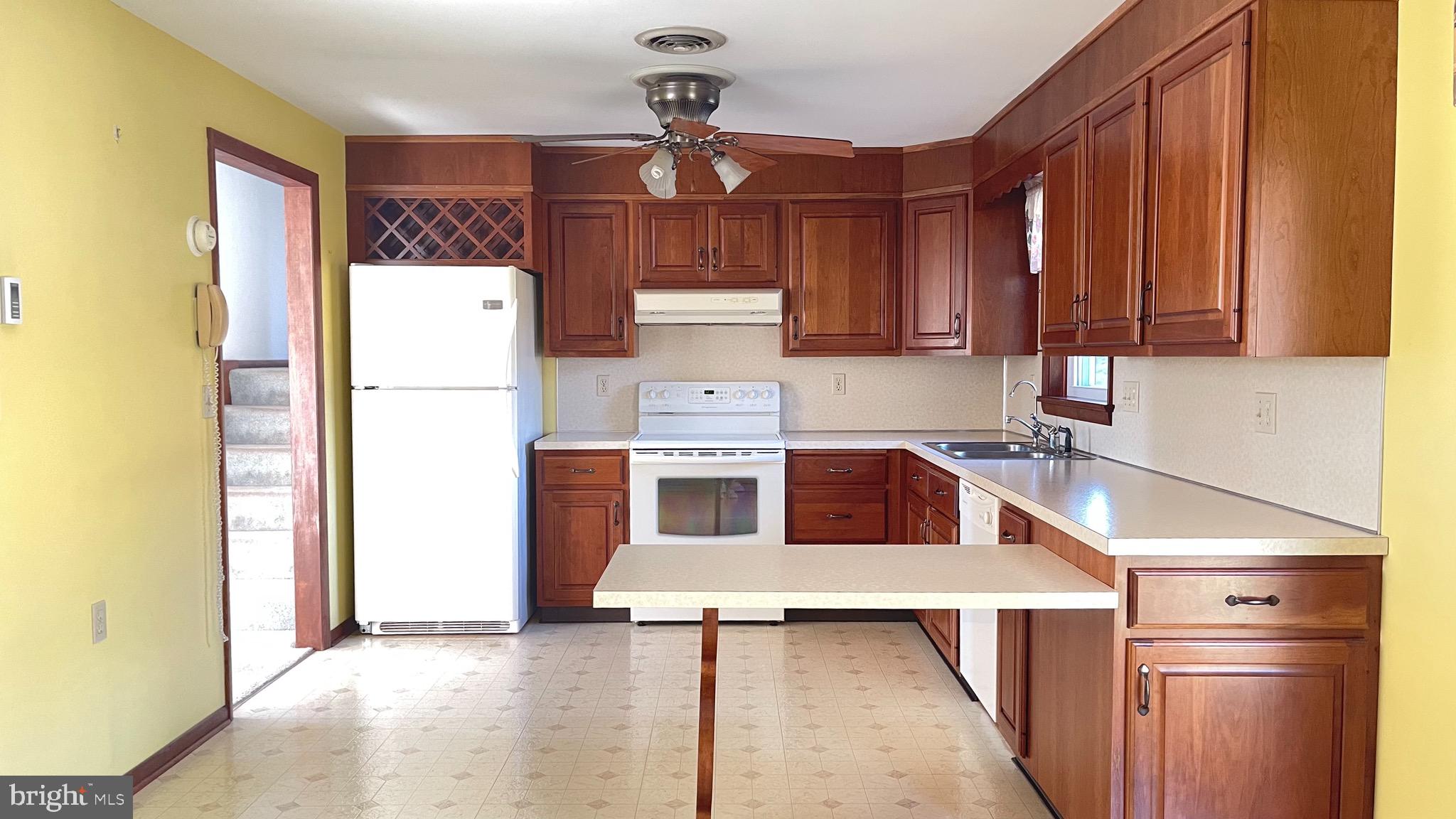 1905 Weavertown Road Lebanon, PA 17046 - Photo 12 of 51 Gallery Image 12