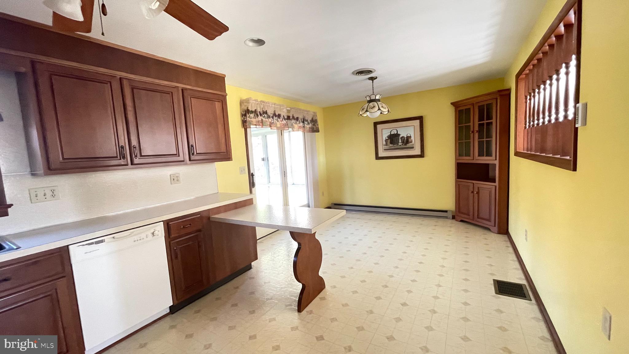 1905 Weavertown Road Lebanon, PA 17046 - Photo 18 of 51 Gallery Image 18