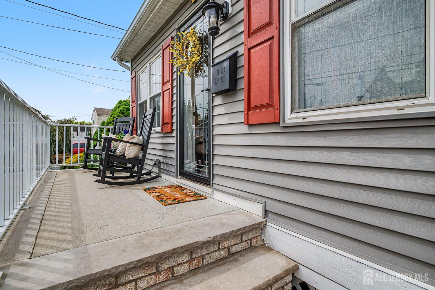 32 Lloyd Street Edison, NJ 08817 - Photo 2 of 32
