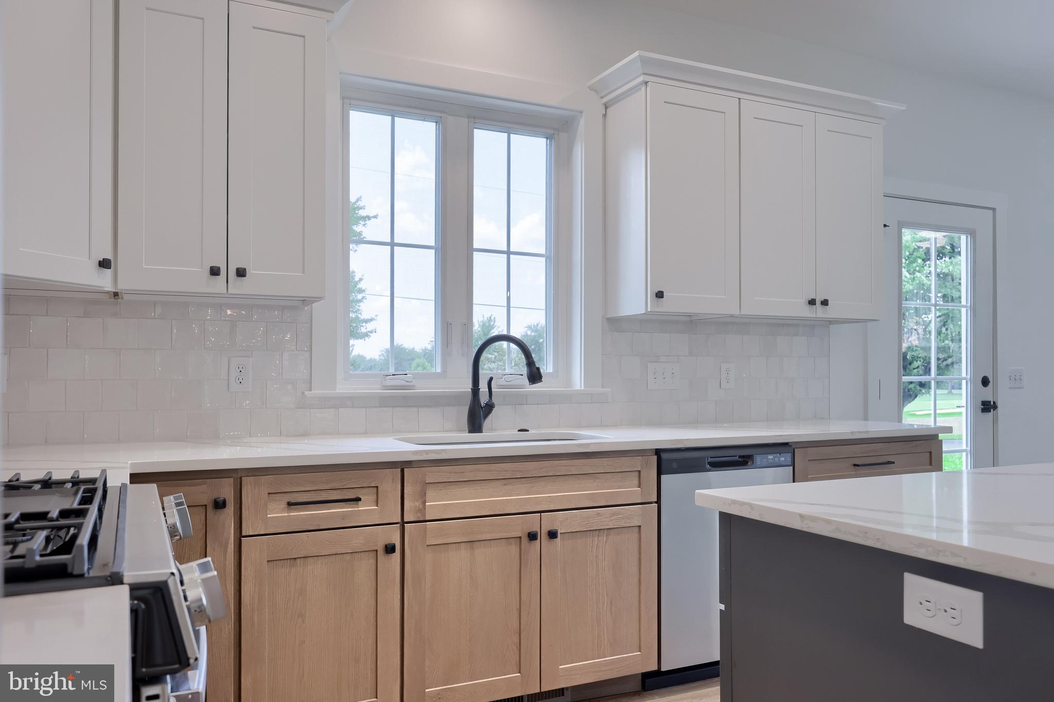 2012 Melody Lane Lancaster, PA 17601 - Photo 14 of 64