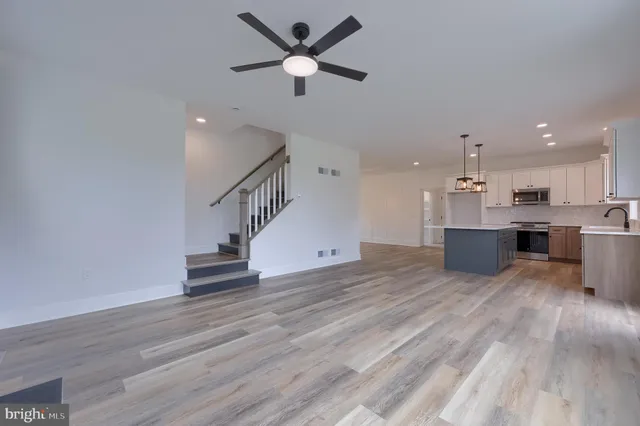 $629,900 | 2012 Melody Lane, Lancaster, PA 17601