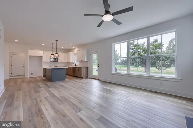 $629,900 | 2012 Melody Lane, Lancaster, PA 17601