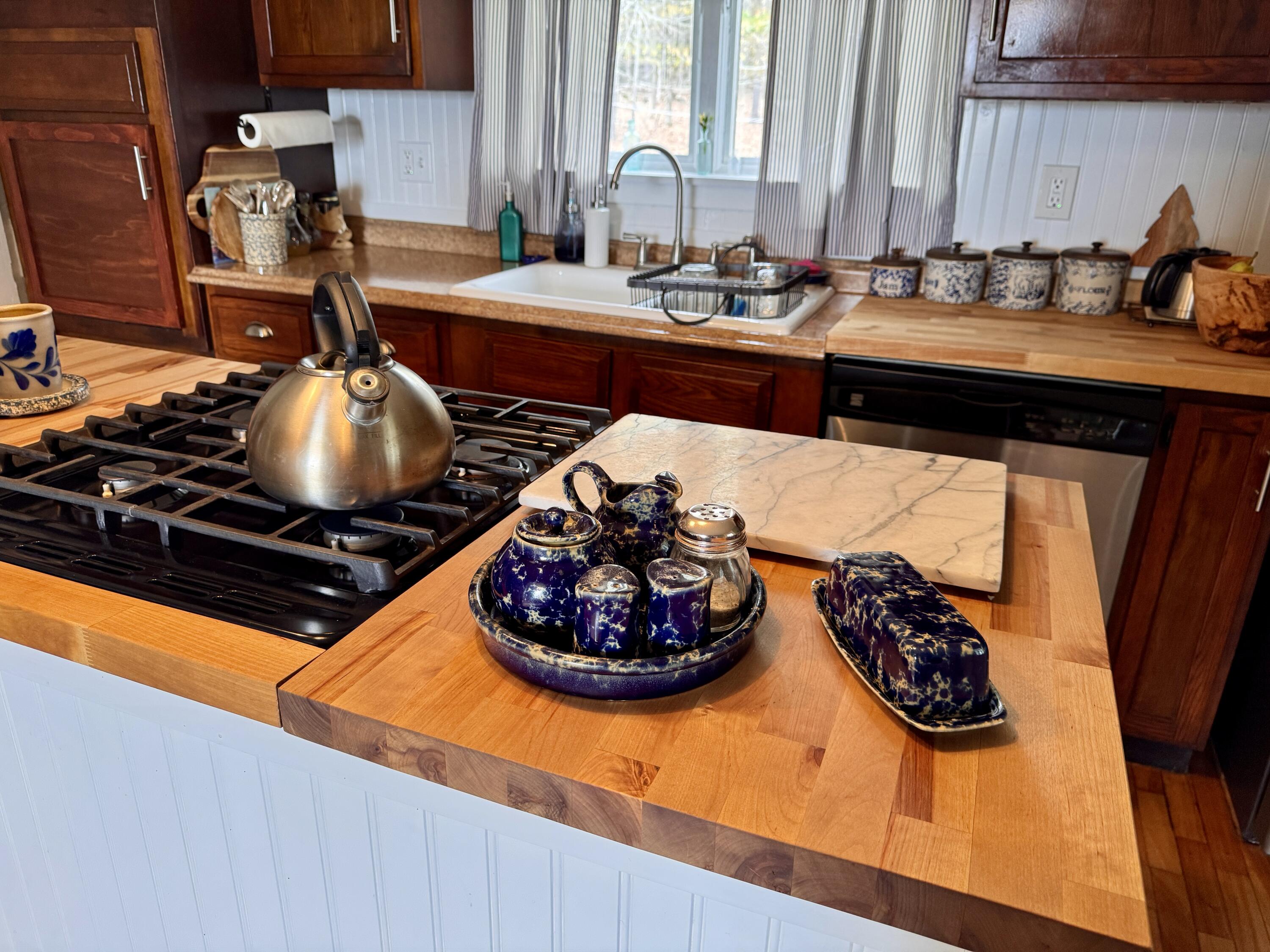 17 Old Pond Road Dexter, ME 04930 - Photo 15 of 100