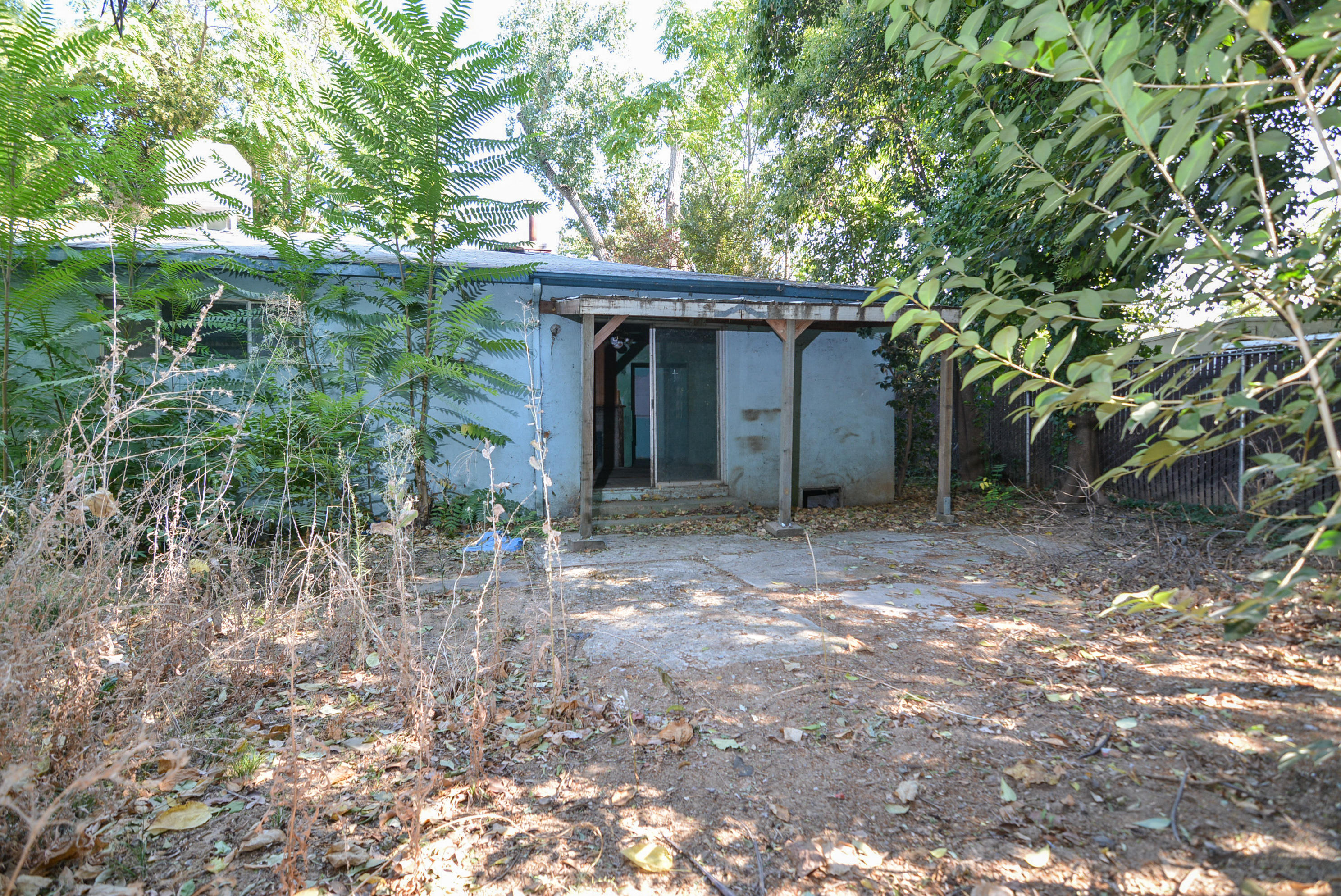 4580 East Bonnyview Road Redding, CA 96001 - Photo 18 of 18 Backyard