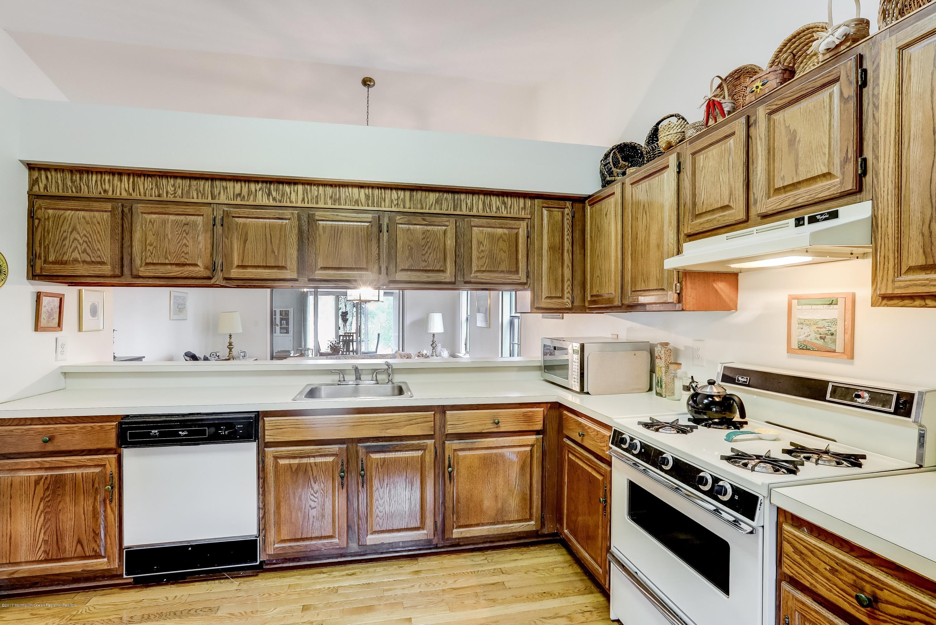 96 Jennings Road Manahawkin, NJ 08050 - Photo 5 of 34 005_Kitchen