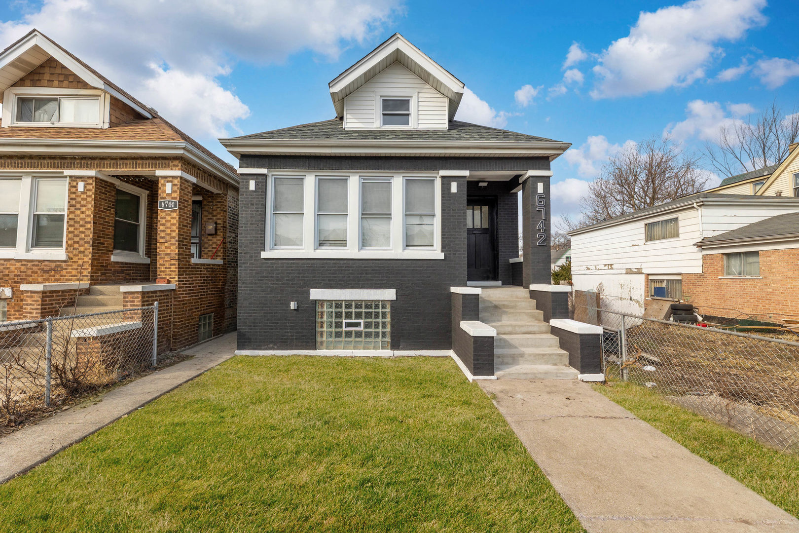 6742 South Carpenter Street Chicago, IL 60621 - Photo 1 of 36