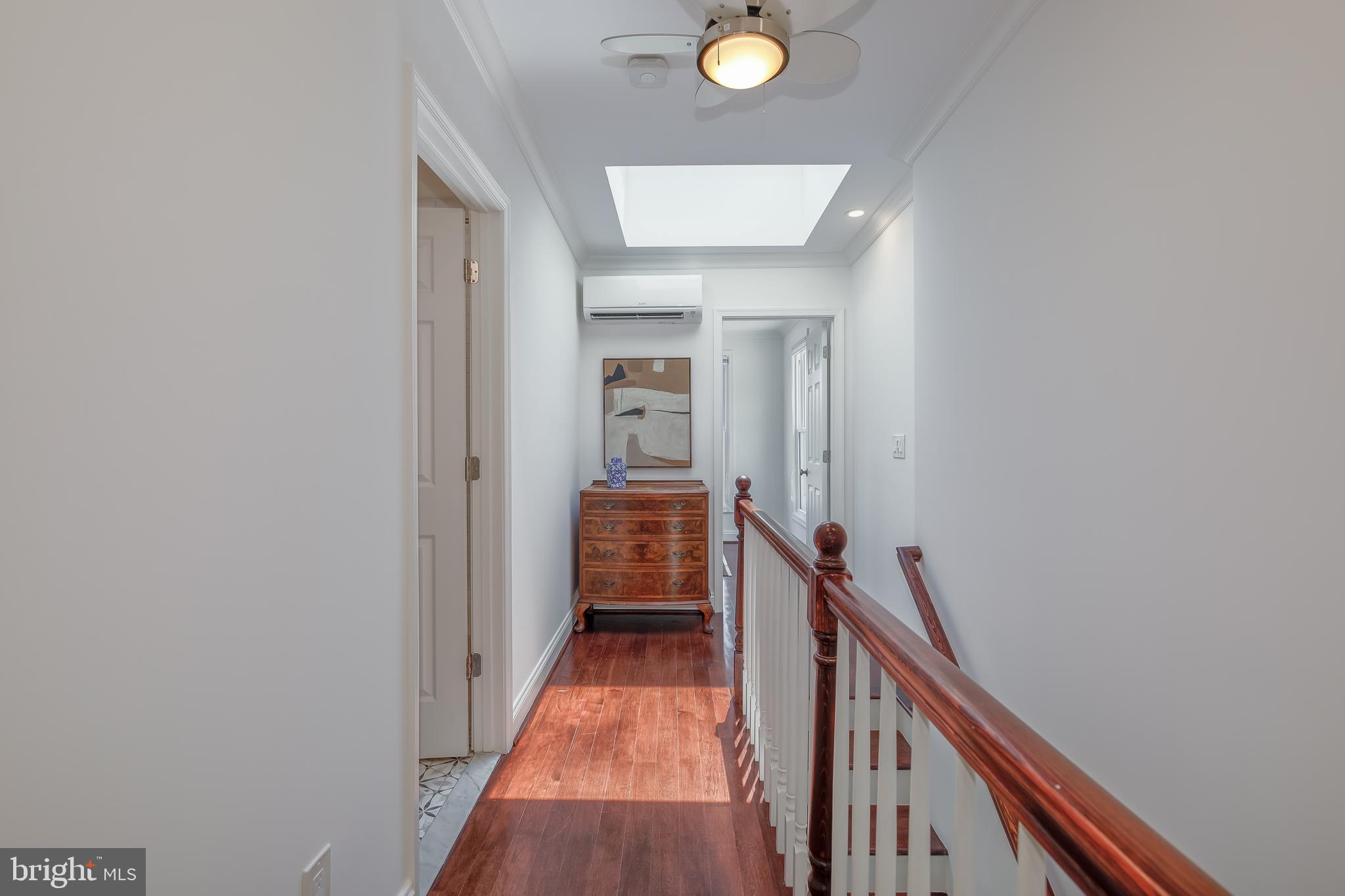 1503 G Street Southeast Washington, DC 20003 - Photo 16 of 31 Bright third floor