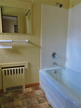 21 Circuit Road Medford, MA 02155 - Photo 20 of 26 Gallery Image 20