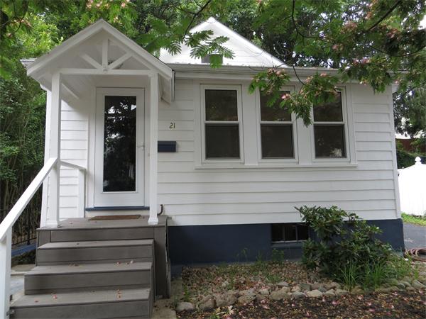 21 Circuit Road Medford, MA 02155 - Photo 3 of 26 Gallery Image 3