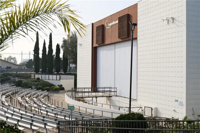 $369,000 | 1121 Northwood Road, Unit 237D M9, Seal Beach, CA 90740