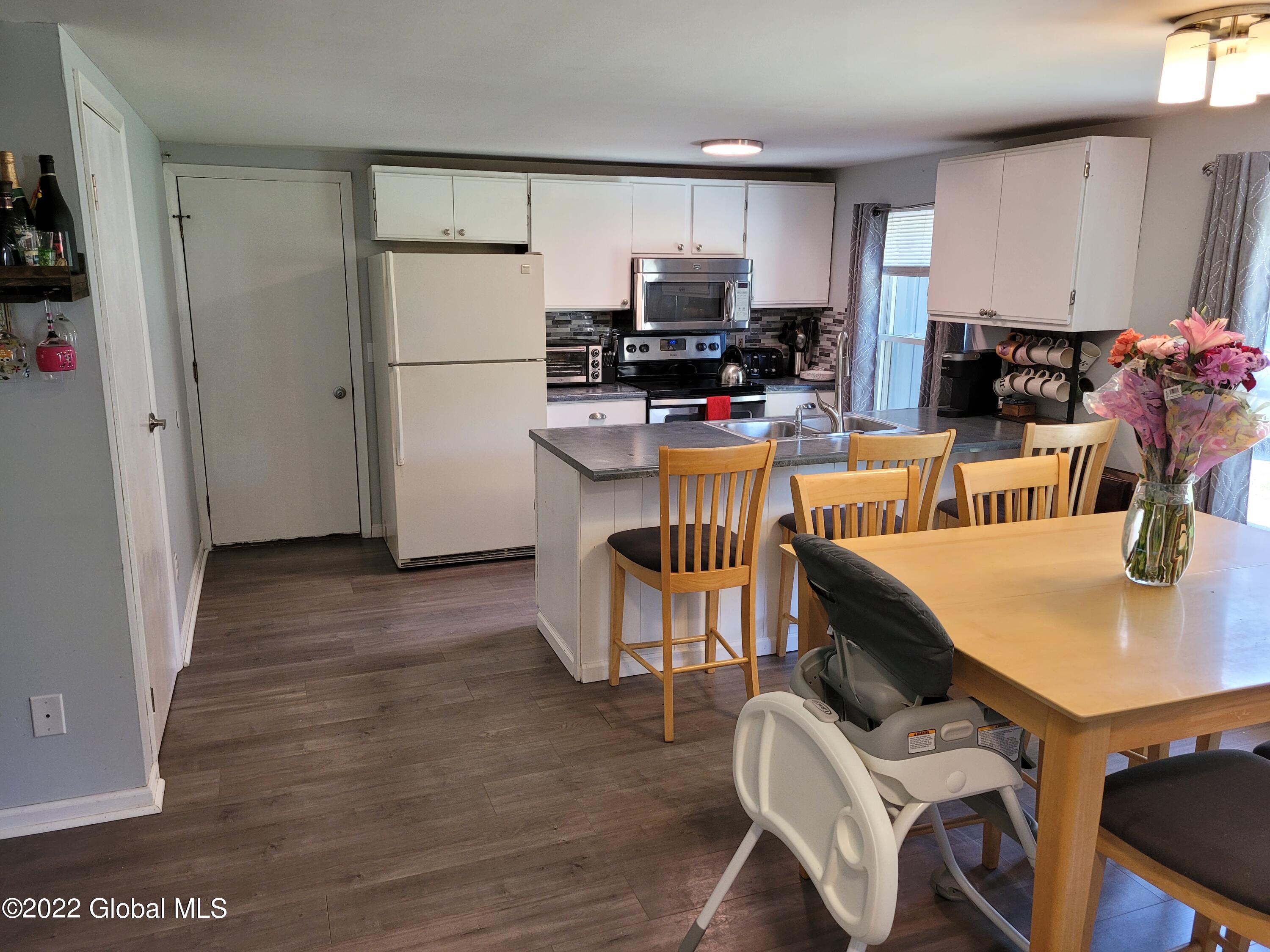 224 Thimbleberry Road Malta, NY 12020 - Photo 4 of 17 20220508_142959