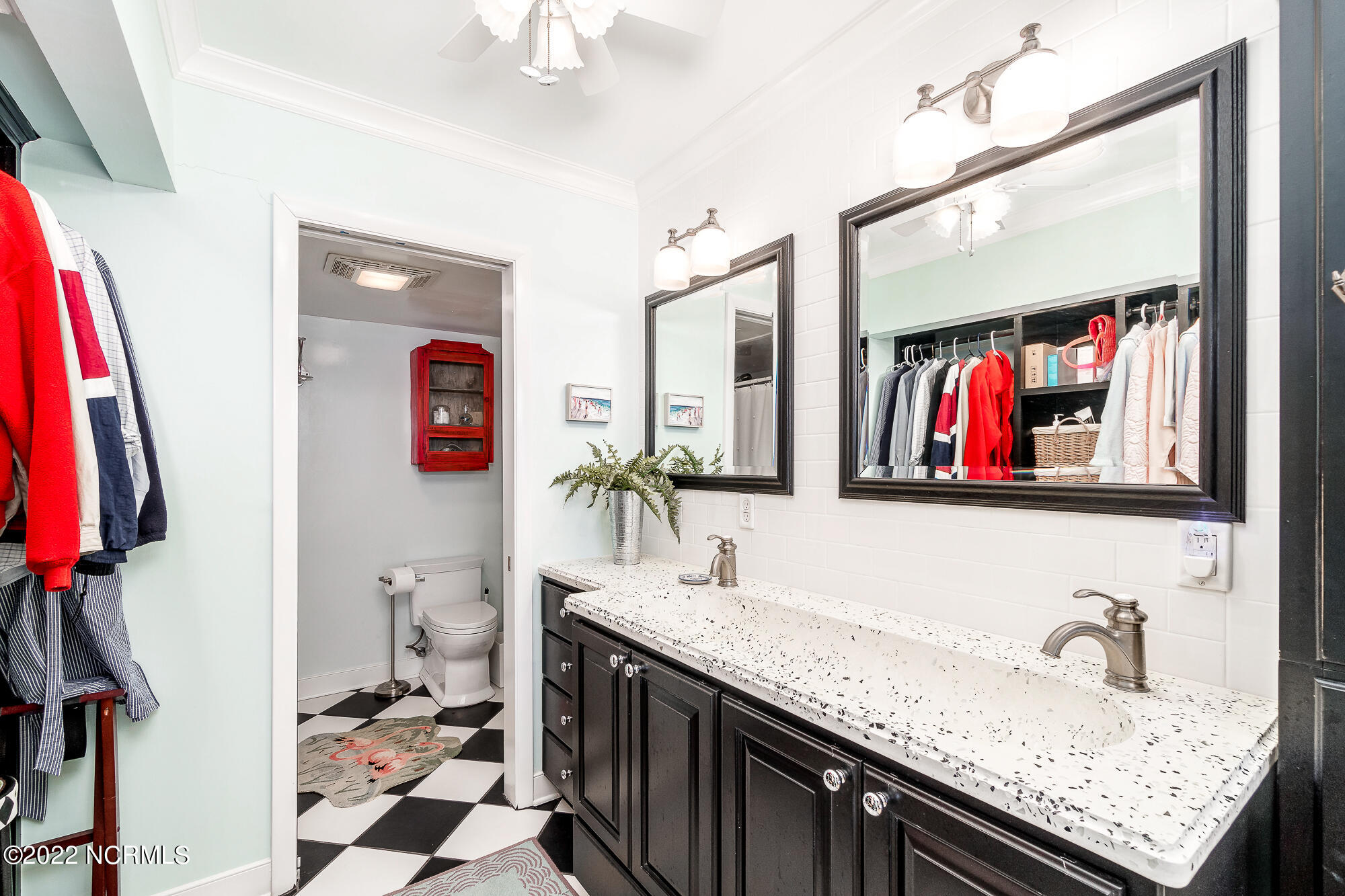 131 Salter Path Road, Unit 1 CORAL BAY WEST Atlantic Beach, NC 28512 - Photo 23 of 77 En suite primary bathroom