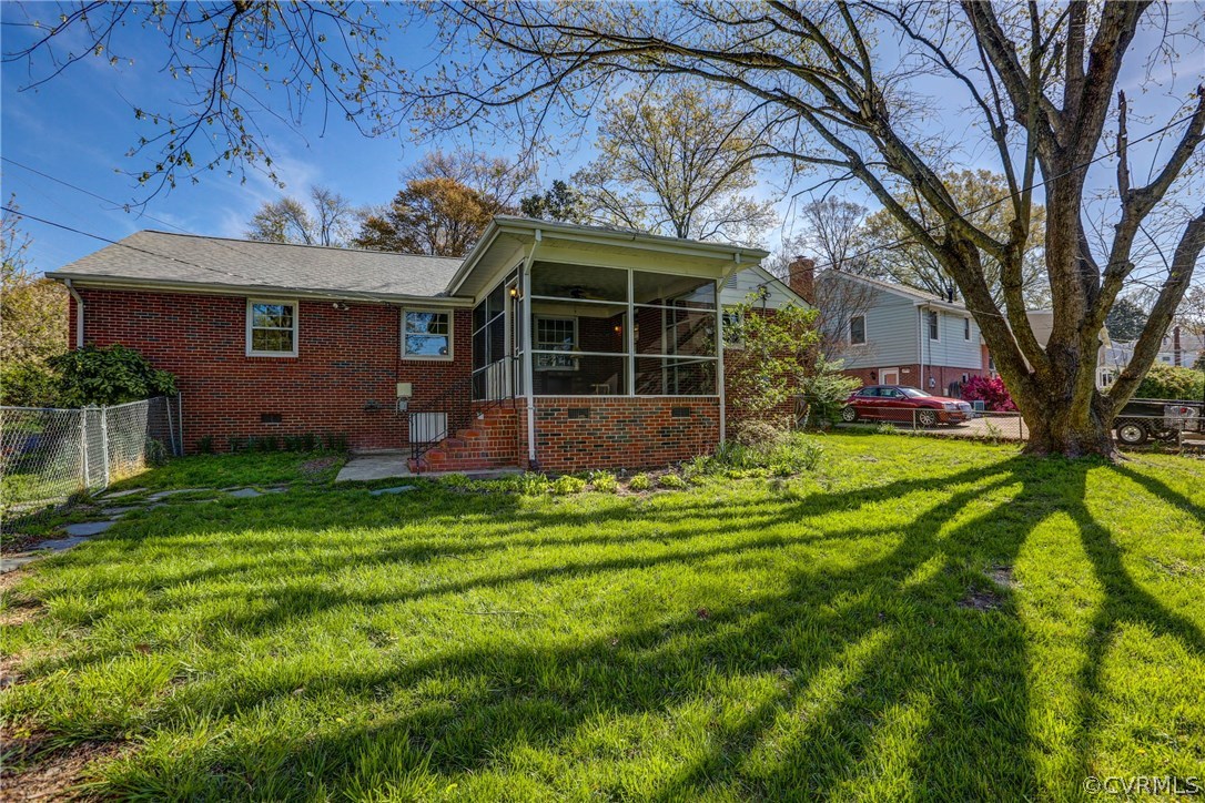 8809 Lawndell Road Henrico, VA 23229 - Photo 4 of 37 Gallery Image 4
