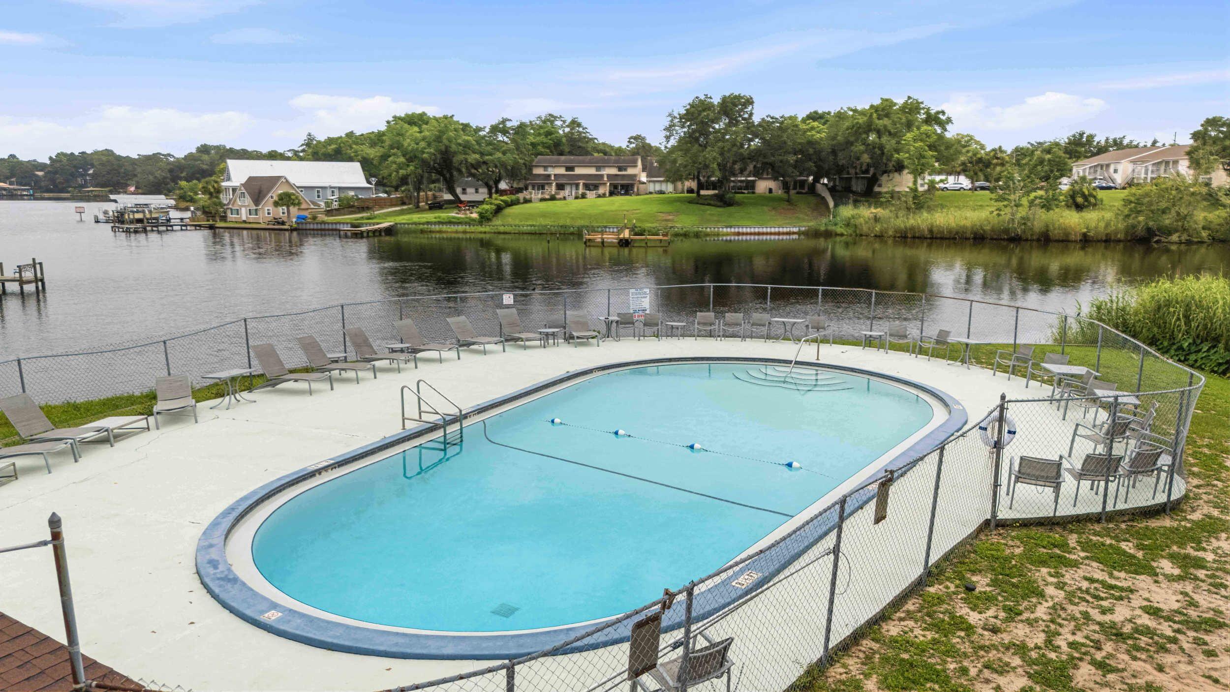 210 Pelham Road, Unit 215C Fort Walton Beach, FL 32547 - Photo 20 of 24 210pelhamrd_32