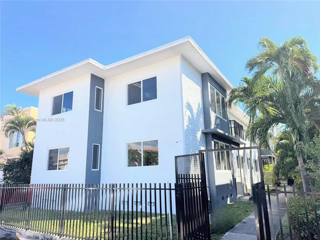 $2,100 | 7325 Byron Avenue, Unit 7, Miami Beach, FL 33141