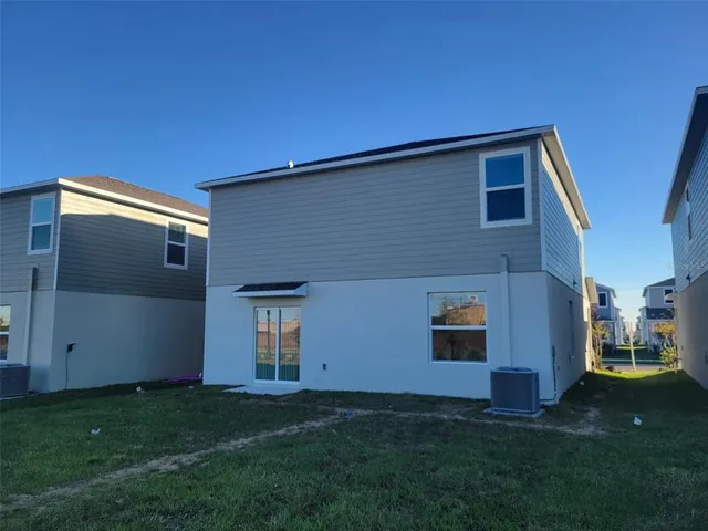 a house view with a outdoor space