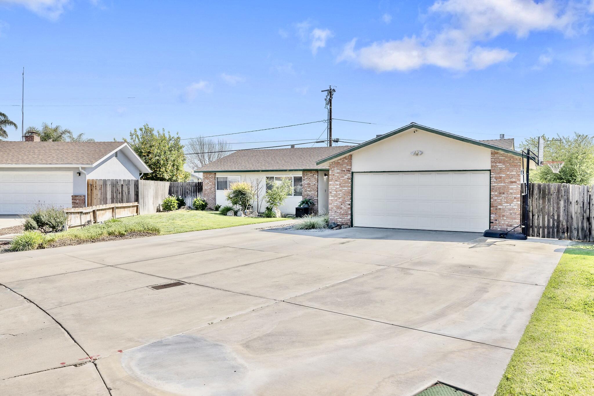 107 Ruth Street Exeter, CA 93221 - Photo 37 of 39 2-web-or-mls-713A6849