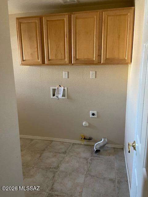 3610 East Secretariat Road Tucson, AZ 85739 - Photo 16 of 17 laundry room