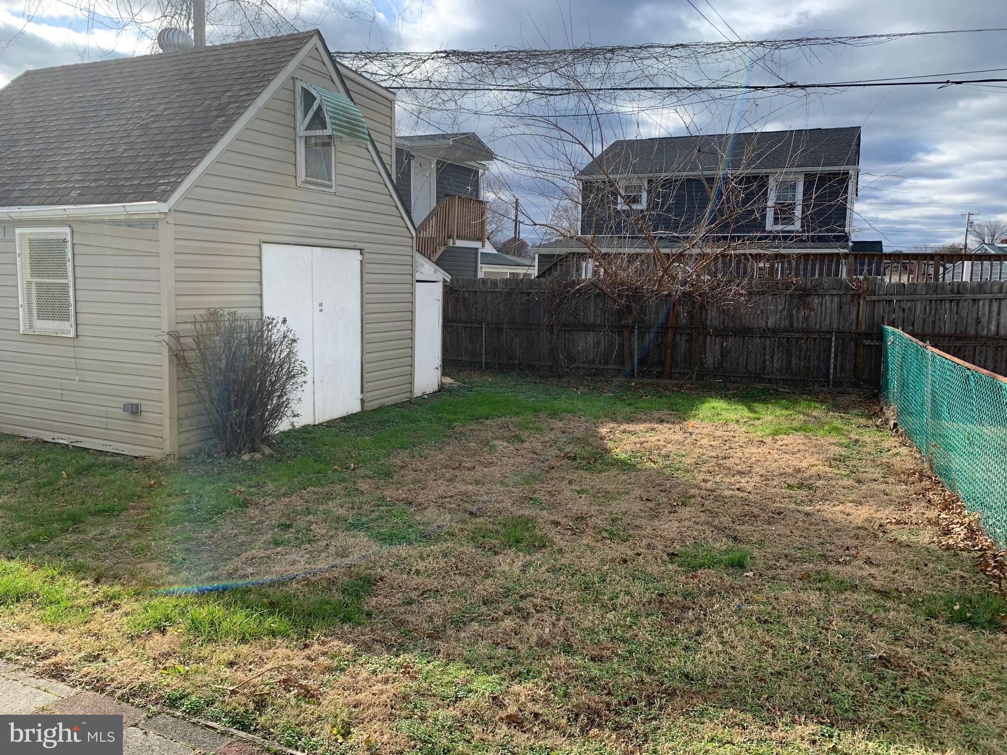 7736 Fairgreen Road Baltimore, MD 21222 - Photo 4 of 21