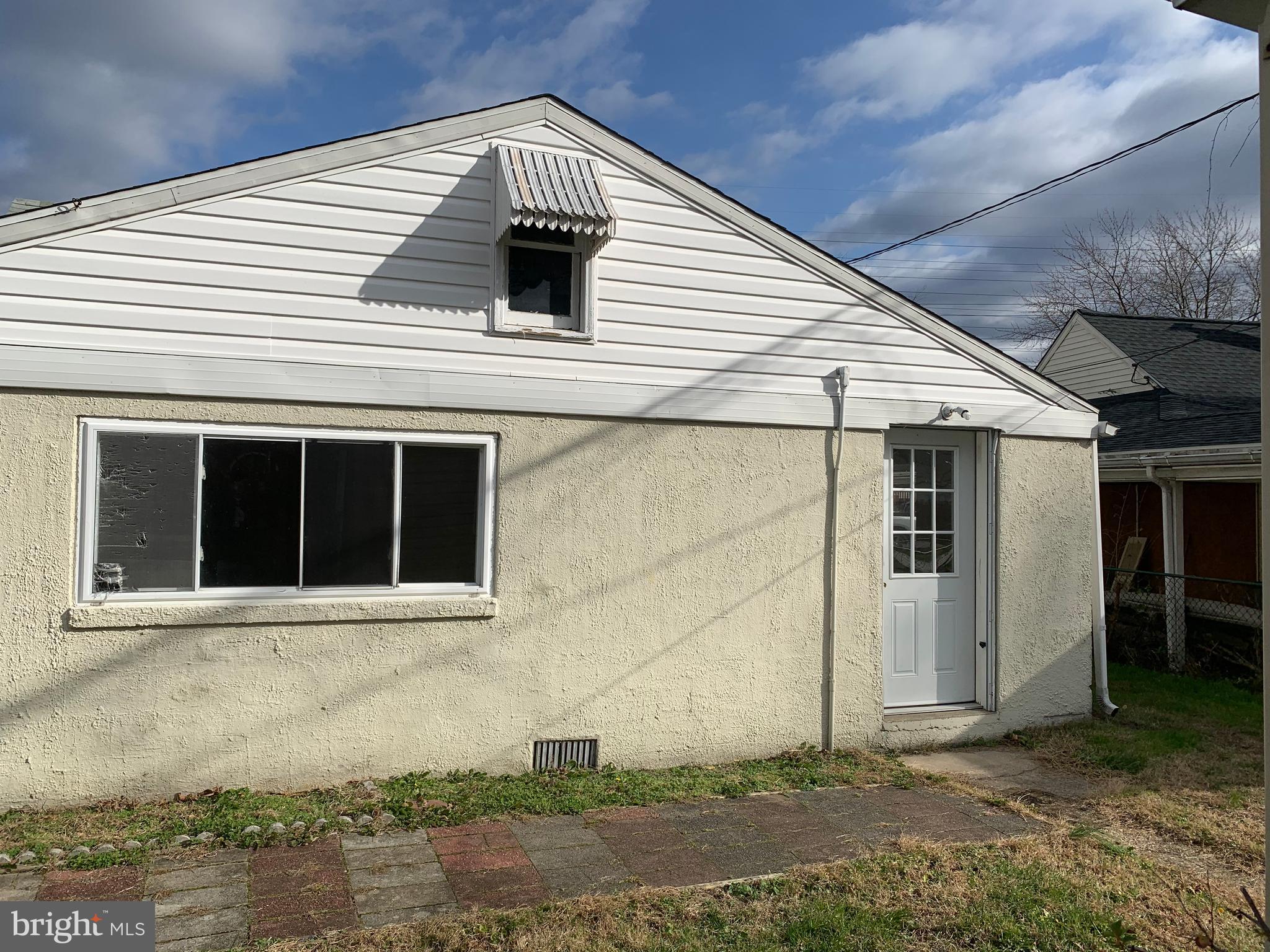 7736 Fairgreen Road Baltimore, MD 21222 - Photo 6 of 21