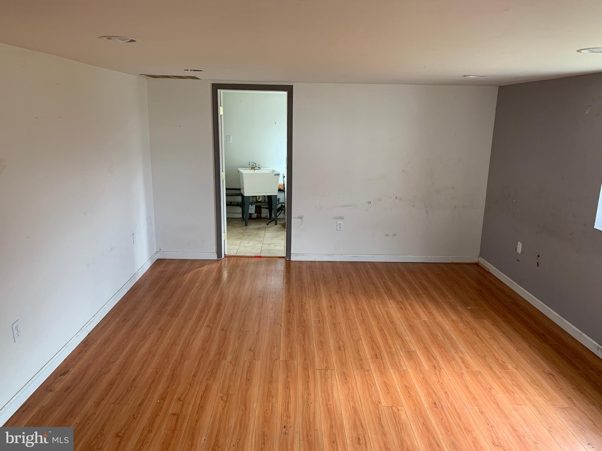 7736 Fairgreen Road Baltimore, MD 21222 - Photo 9 of 21