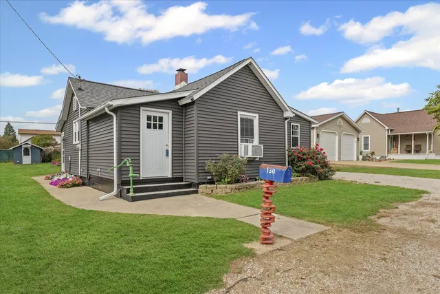 $102,500 | 130 Jefferson Street, Westville, IL 61883