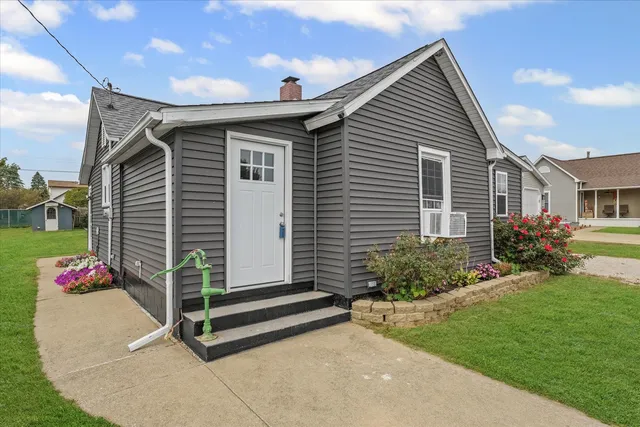 $102,500 | 130 Jefferson Street, Westville, IL 61883