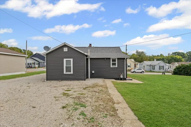 $102,500 | 130 Jefferson Street, Westville, IL 61883