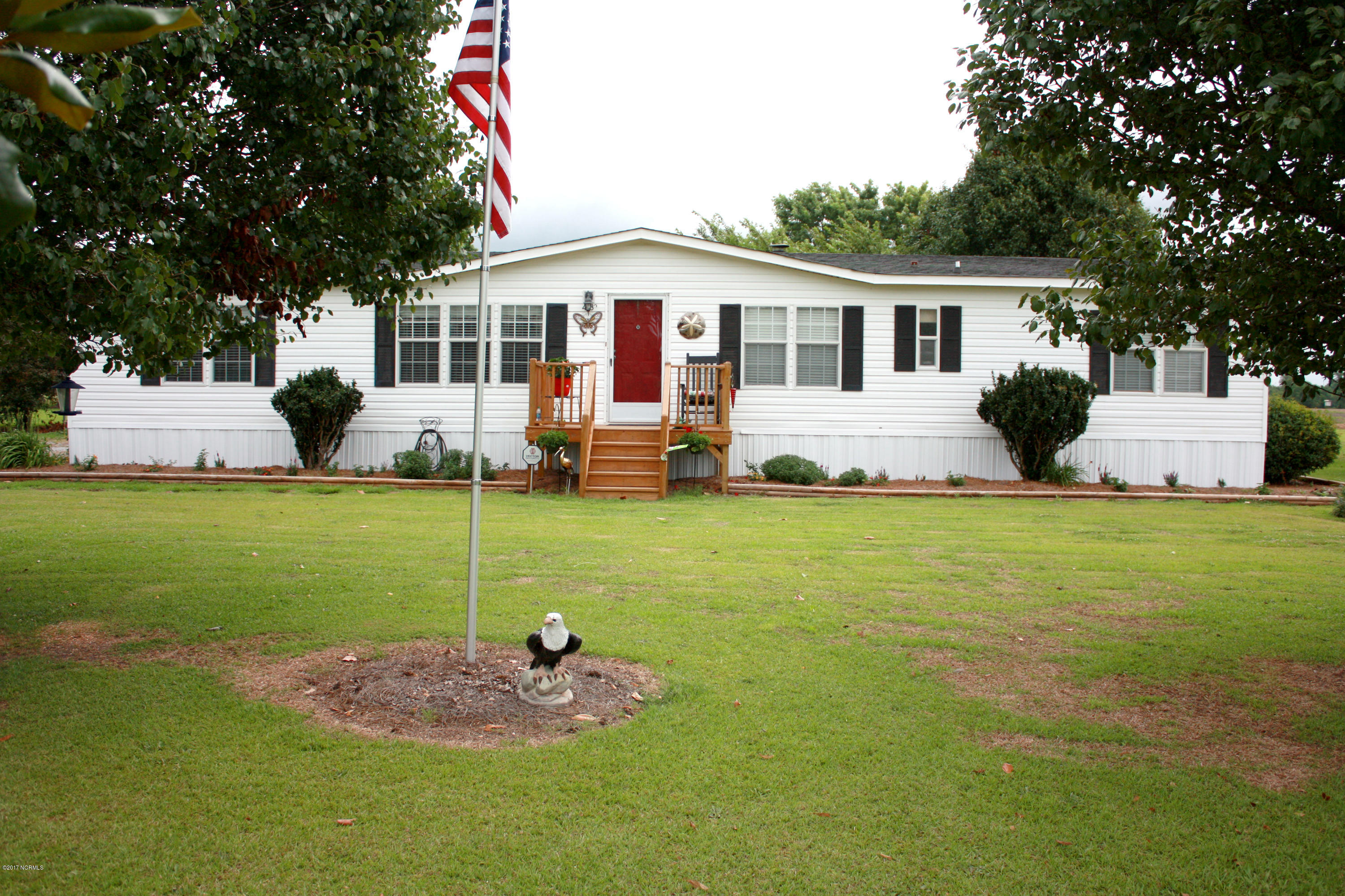 4682 Toddy Road Farmville, NC 27828 - Photo 1 of 28 4682 Toddy Road, Farmville, NC 27828