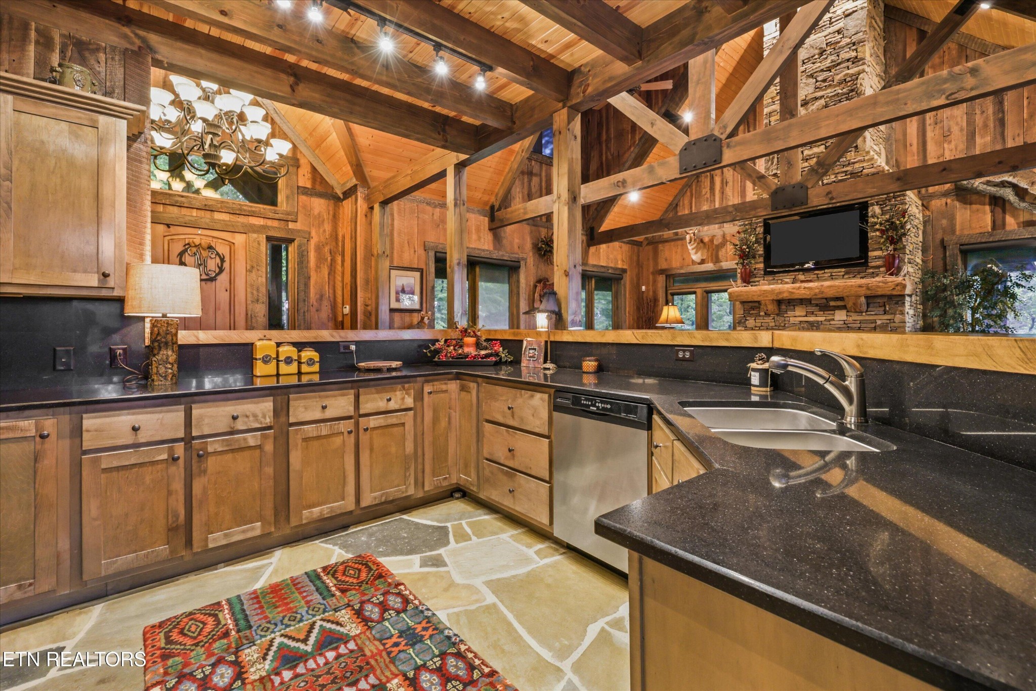 993 Red Rock Road Oneida, TN 37841 - Photo 16 of 58 Gallery Image 16