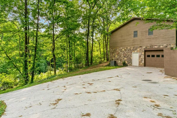 $425,000 | 107 Van Buren Drive, Dalton, GA 30721