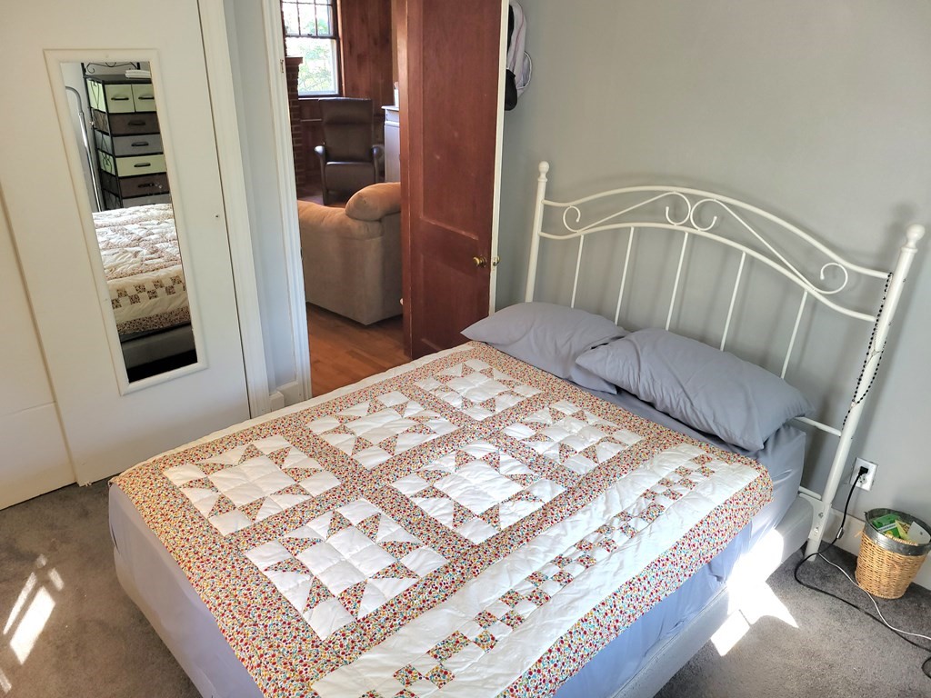 12 Hillside Road North Reading, MA 01864 - Photo 13 of 25 Gallery Image 13