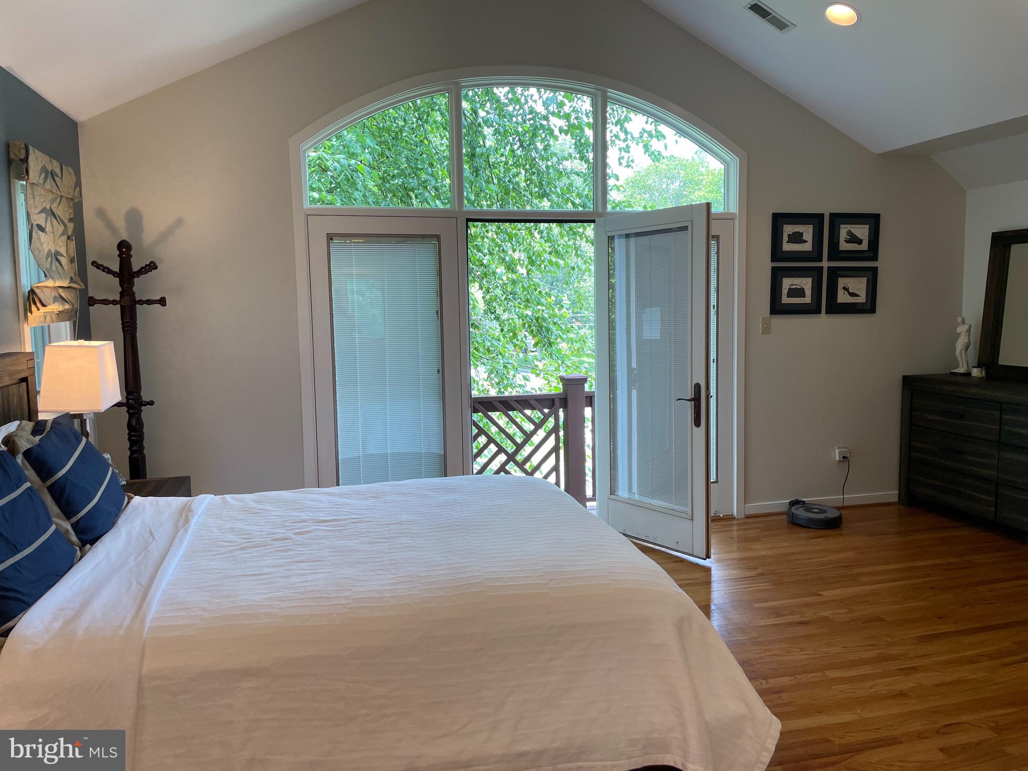 9118 Friars Road Bethesda, MD 20817 - Photo 22 of 34