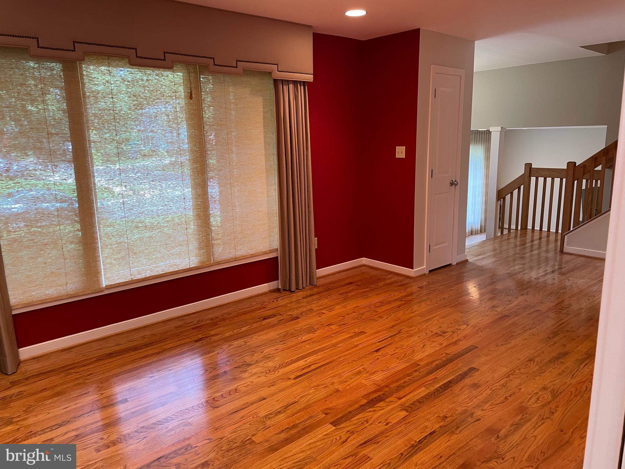 9118 Friars Road Bethesda, MD 20817 - Photo 7 of 34