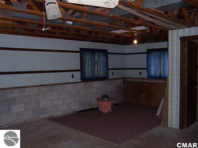 5870 West Shearer Road Coleman, MI 48618 - Photo 7 of 8 1769619-6.JPG