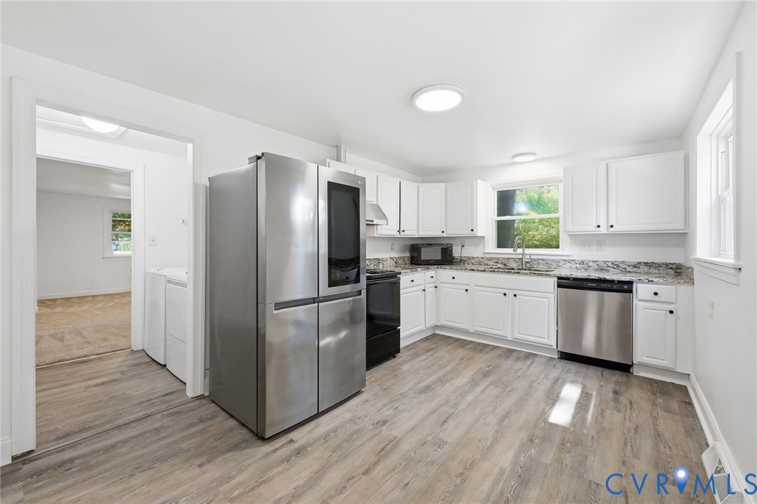 1634 Hungary Road Henrico, VA 23228 - Photo 17 of 48