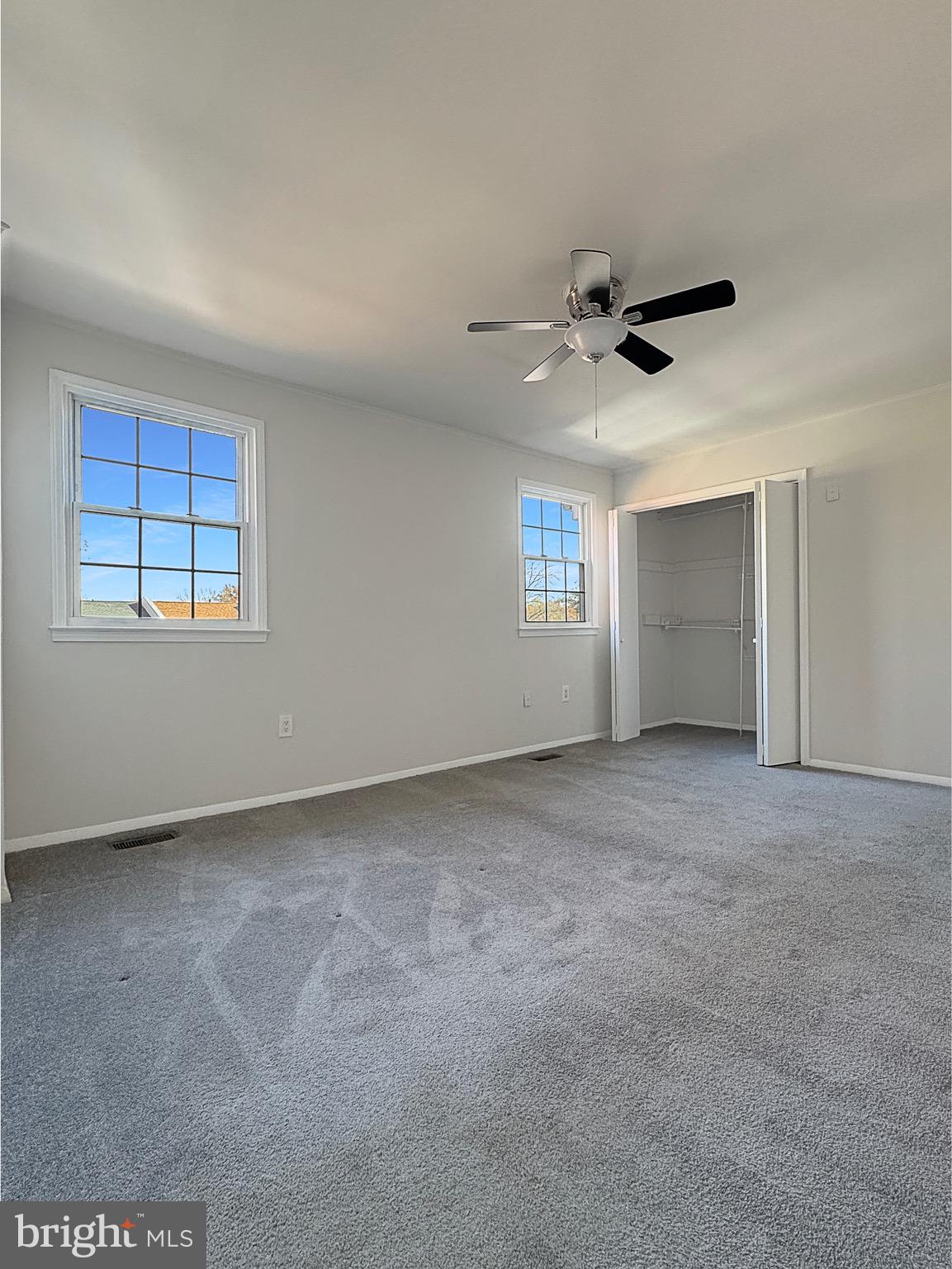3773 Port Hope Point Triangle, VA 22172 - Photo 10 of 15 a view of an empty room with a window