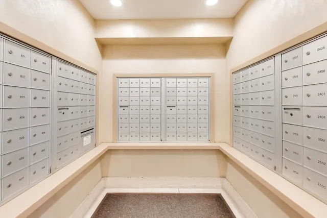 $2,350 | 70 West Burton Place, Unit 1508, Chicago, IL 60610