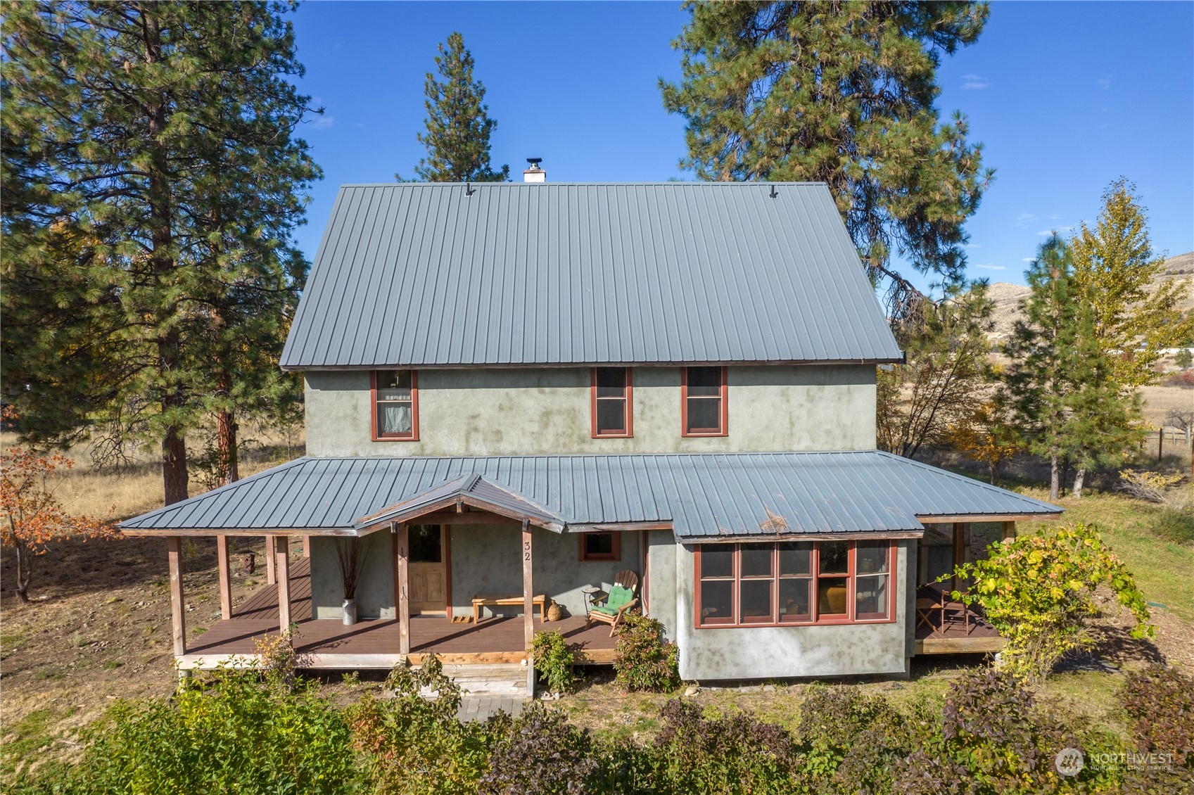 32 Lewisia Road Winthrop, WA 98862 - Photo 4 of 40 Gallery Image 4