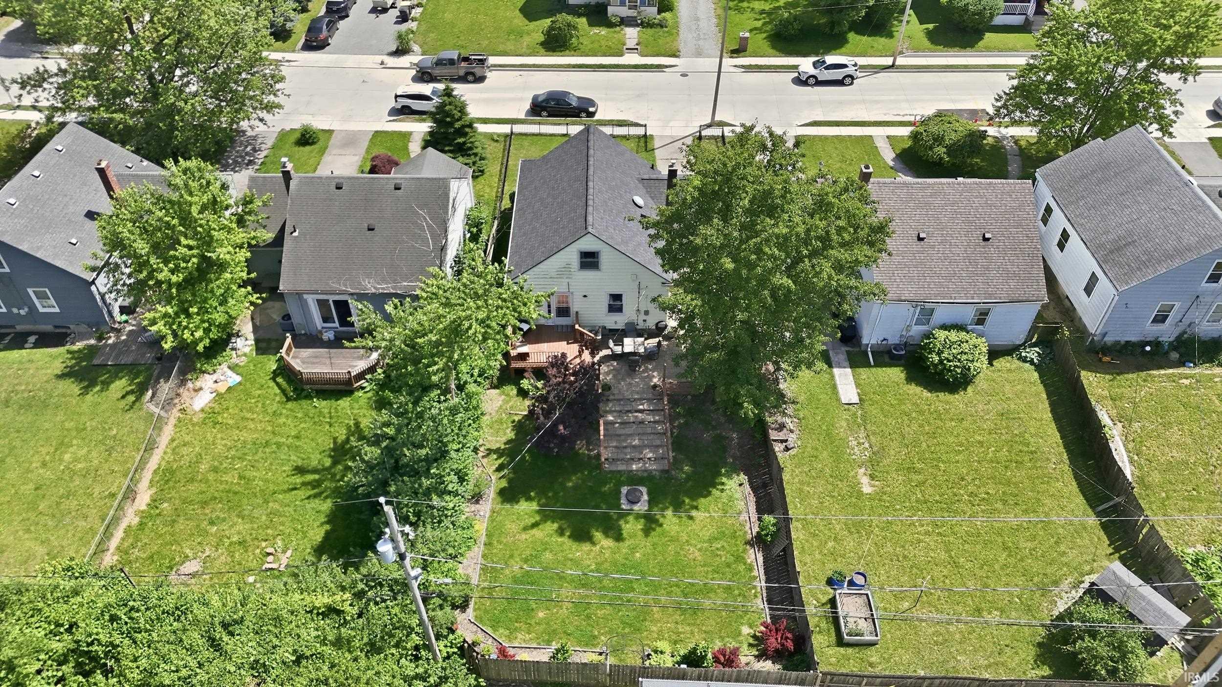 323 Field Street Fort Wayne, IN 46805 - Photo 3 of 46