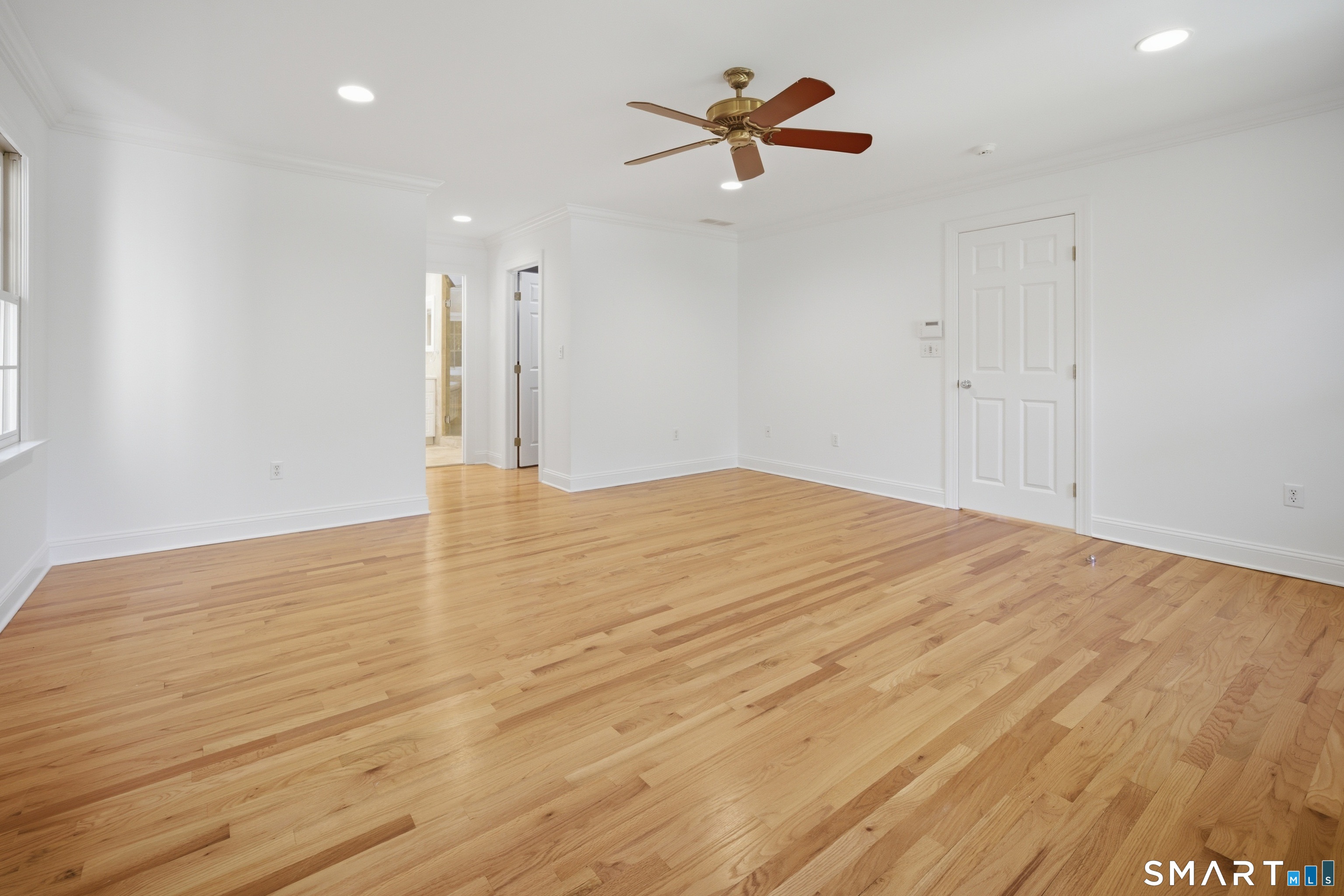 254 Sherwood Farm Road Fairfield, CT 06824 - Photo 22 of 36