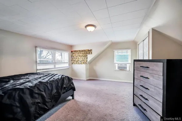 $4,600 | 2315 Willow Street, Wantagh, NY 11793