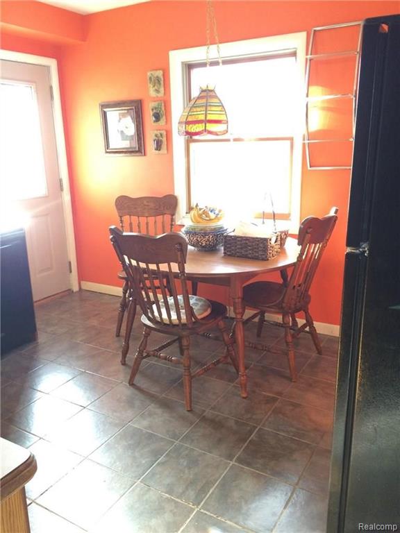 12175 Rattalee Lake Road Davisburg, MI 48350 - Photo 18 of 41