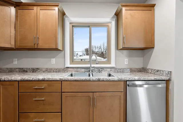 $319,900 | 308 Fairview Way, Shawano, WI 54166