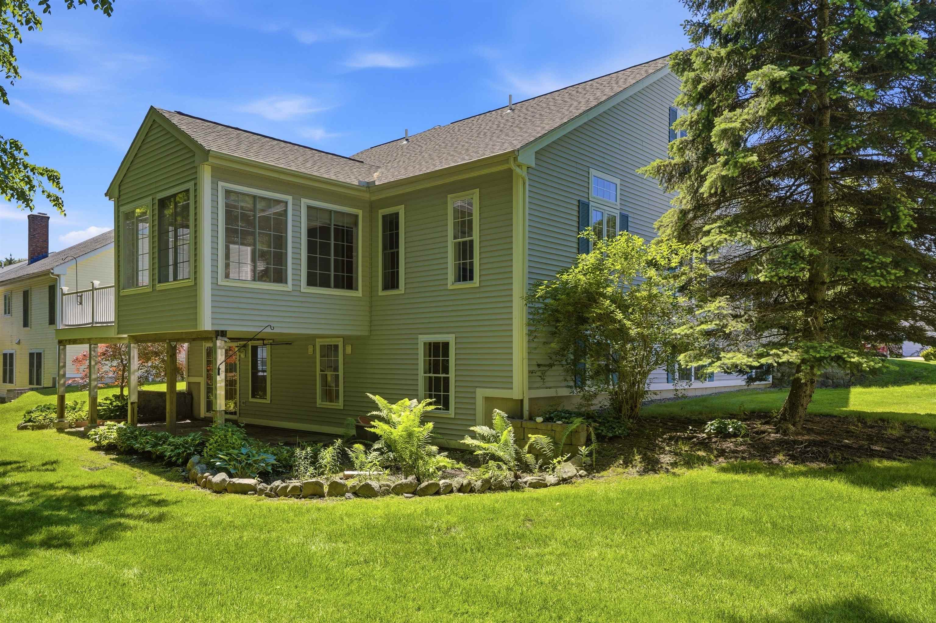 6 Meadowood Drive Exeter, NH 03833 - Photo 4 of 51