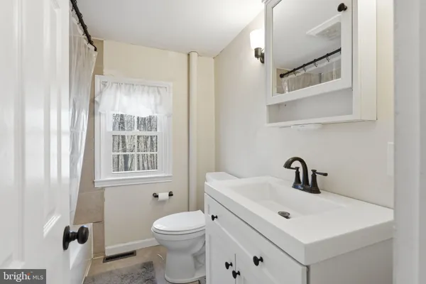 $2,000 | 418 South Bank Road, Landenberg, PA 19350